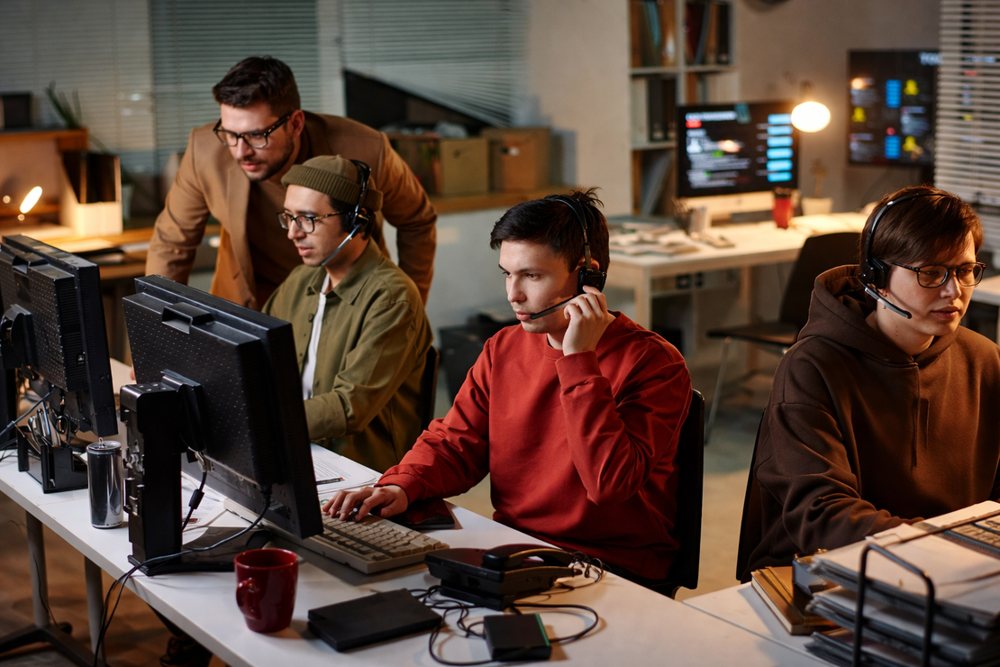 dev team reviewing sprints, billable developer hours and client projects in FlowQi